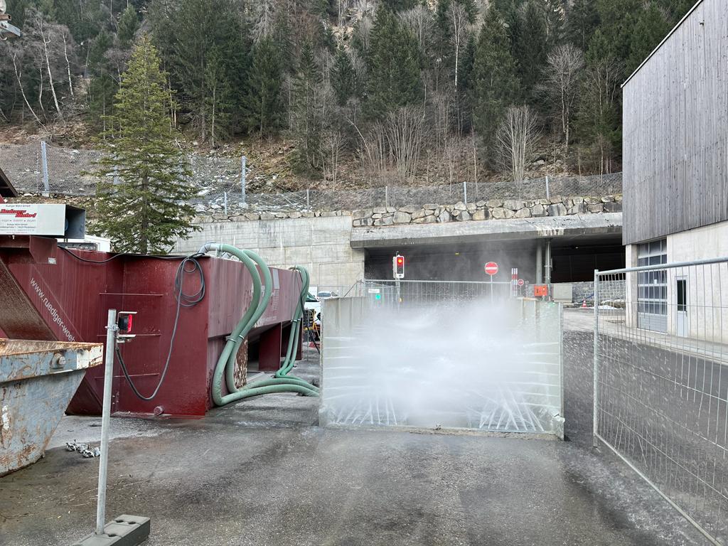 LL-Wiegetechnik, Reifenwaschanlagen